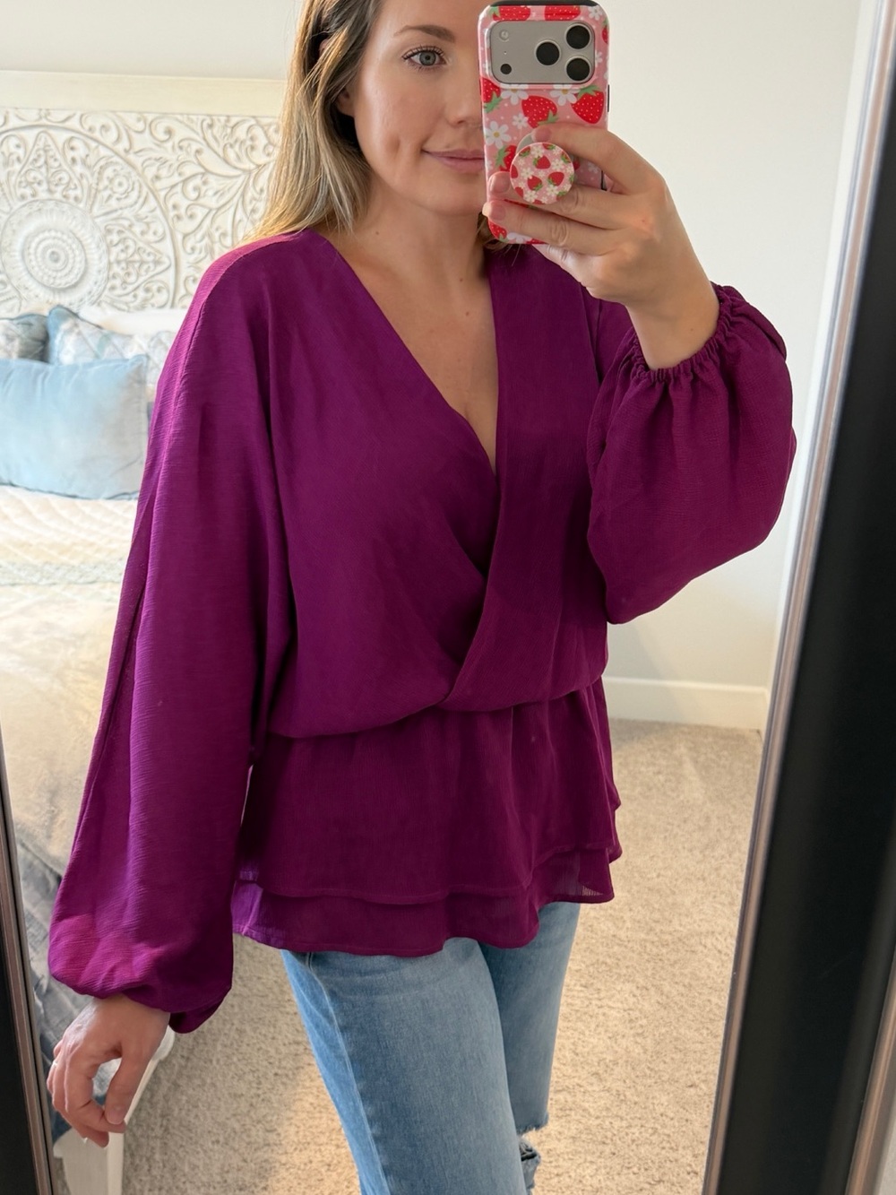 ANDREE BY UNIT V-Neck Long Sleeve Blouse